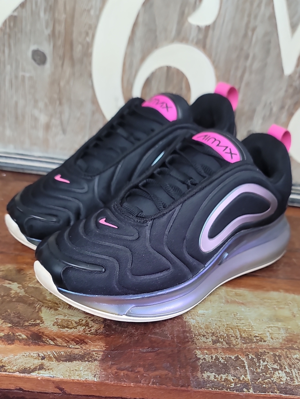 Nike Wmns Air Max 720 'Black Laser Fuchsia' Wmns 6 (Good Cond) Fast Shipping - Picture 4 of 15